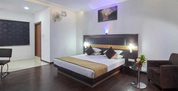 Hotel The Home Tiruppur Exteriör bild